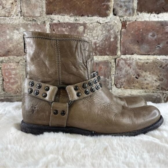 Frye Women's Phillip Brown / Taupe Leather Studded Harness Boots Sz 6 - Picture 1 of 10